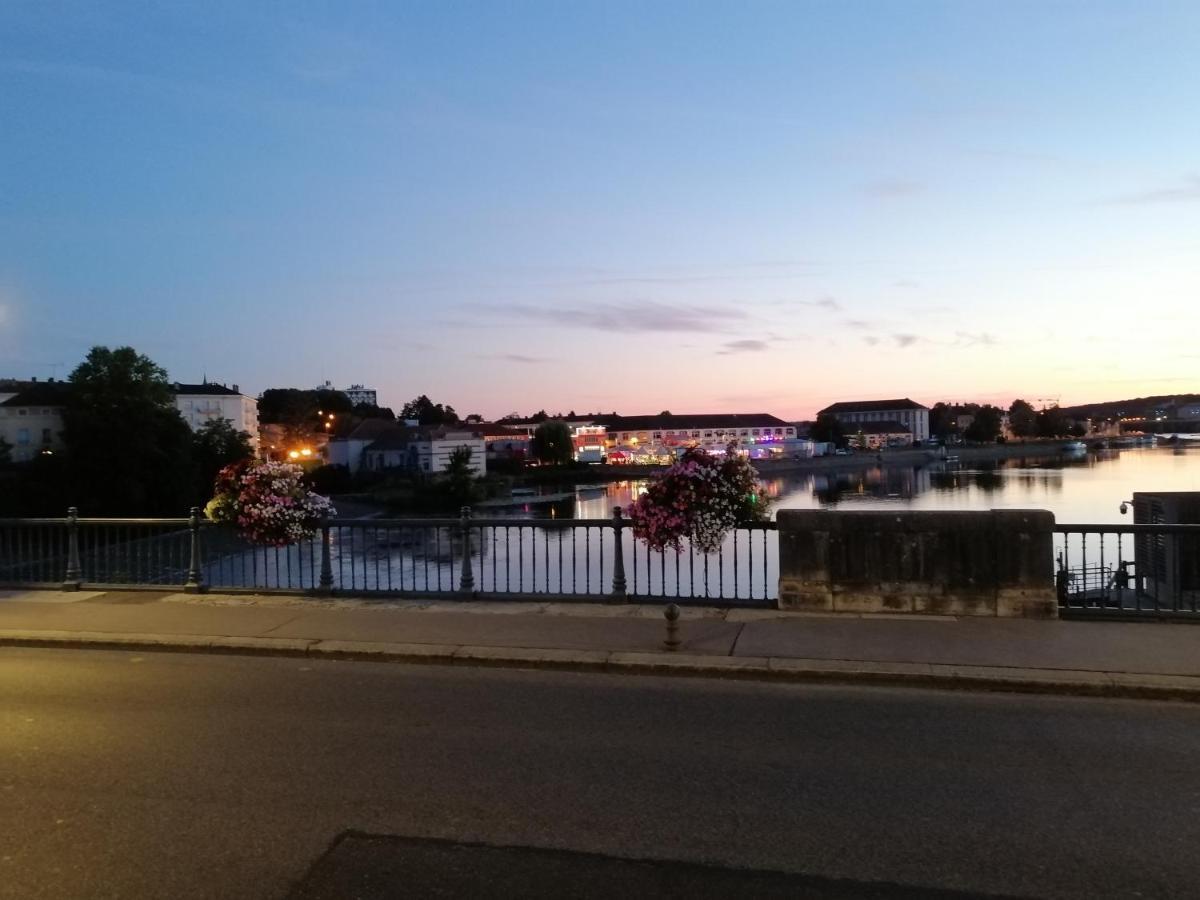 Gray Centre Ville Avec Vue Sur Saone Dış mekan fotoğraf
